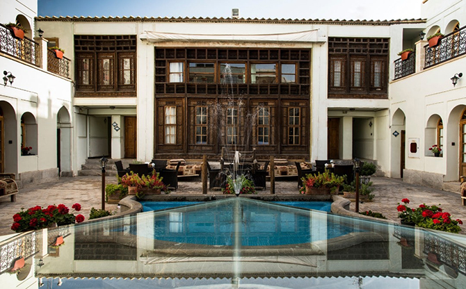 Sonati Tourism Atigh Isfahan