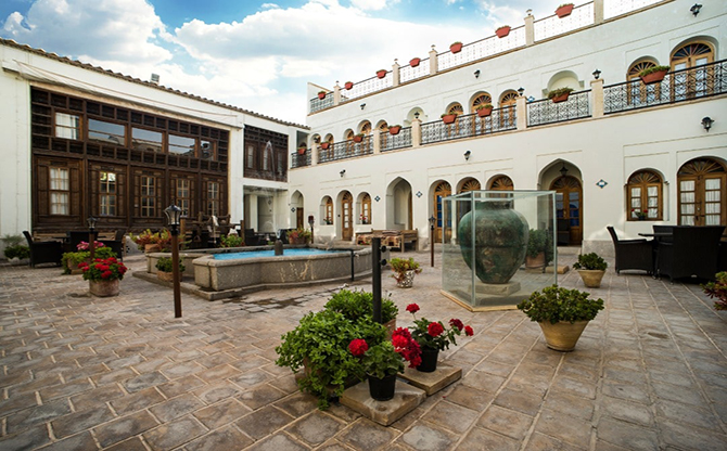 Sonati Tourism Atigh Isfahan