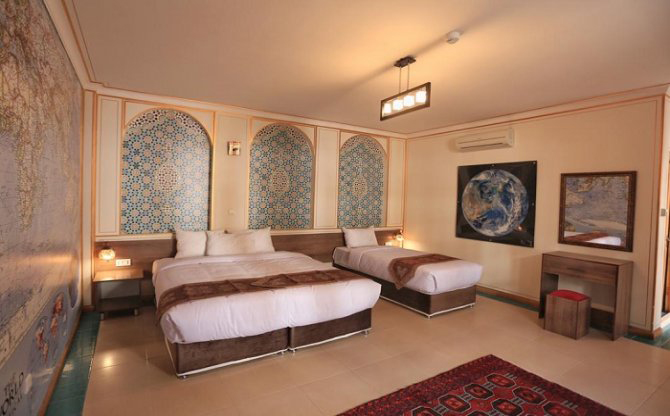 Sonati Khaneh Keshish Isfahan