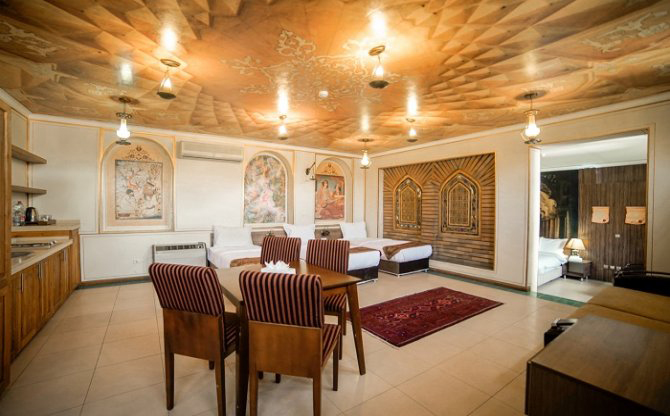 Sonati Khaneh Keshish Isfahan