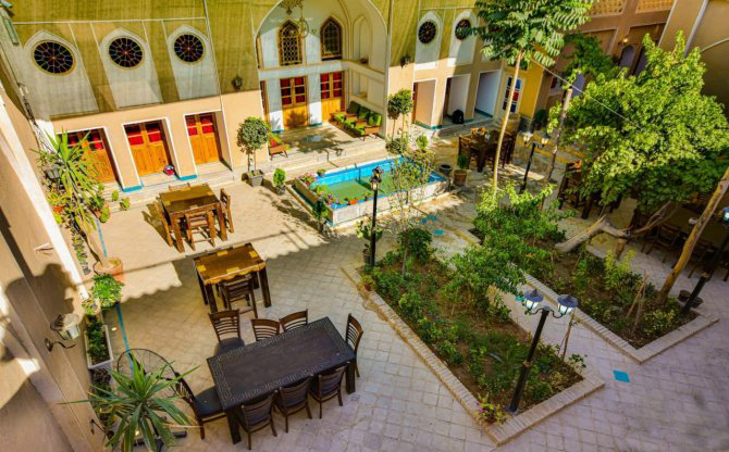 Yas Isfahan