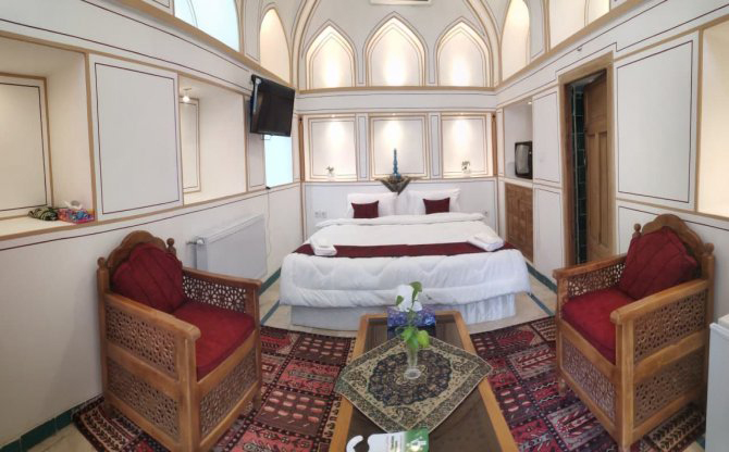 Yas Isfahan