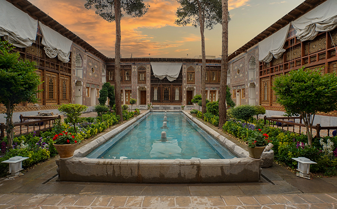 Boutique kakh sarhang Isfahan