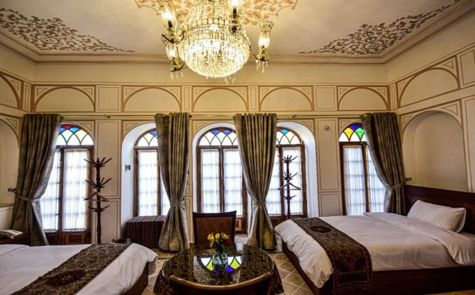 sonati hezar o yek shab chahar bagh isfahan