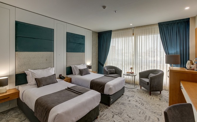 Khorshid Hashtom Mashhad