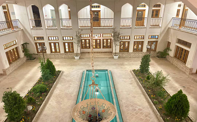 Saabaat Isfahan