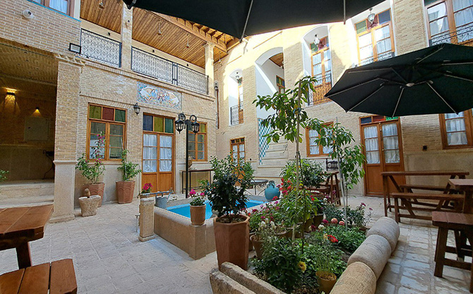Traditional Tavusi Residence, Shiraz